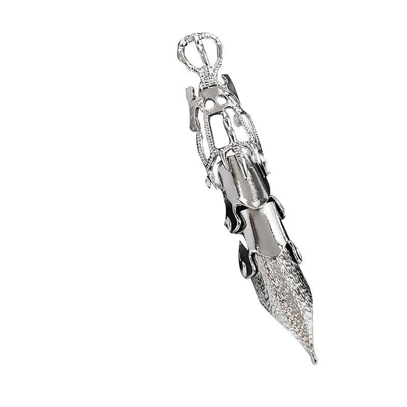 Metal Punk Joint Ring, Exaggerated Personality Spikes Movable Retro Exoskeleton Ring Decoration