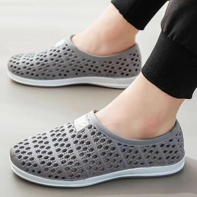 2025 Sommer Neu Herren Hausschuhe Strandschuhe Unisex Hohle Outdoor Freizeit Herren Strandsandale Flip Flops Schuhe Rutschfest Herren Hausschuhe
