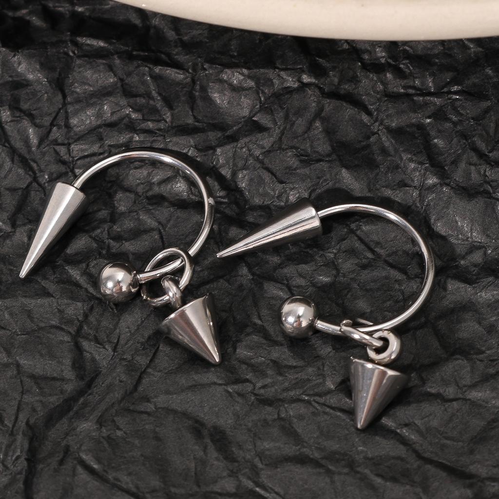 Punk Rivet Earrings for Women Korean Fashion Geometric Earrings Charms Goth Grunge Earrings Accessories Hip-hop Fashion Jewelry