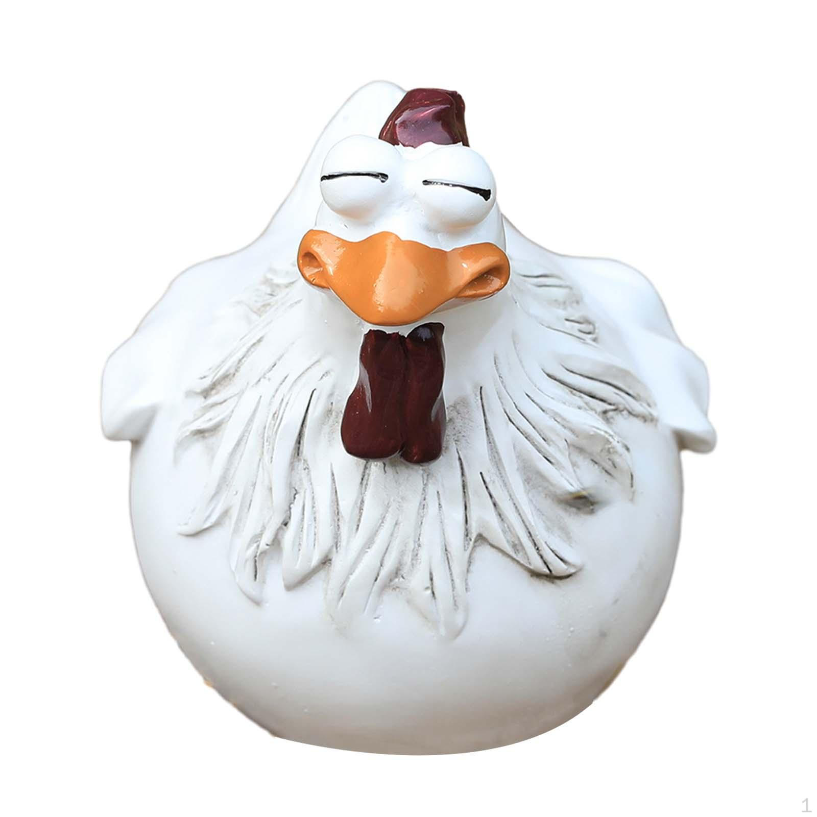 

Забавная садовая скульптура петуха – причудливое уличное украшение для домашнего декора