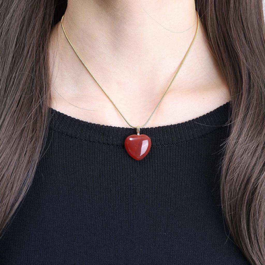 Naszyjnik z karneolu w kształcie serca i amuletem na szczęście dla kobiet [Coai]
