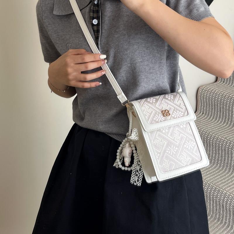 Summer Portable Niche Bag Women's Bucket Bag New Sweet and Exquisite Commuter Shoulder Messenger Bag
