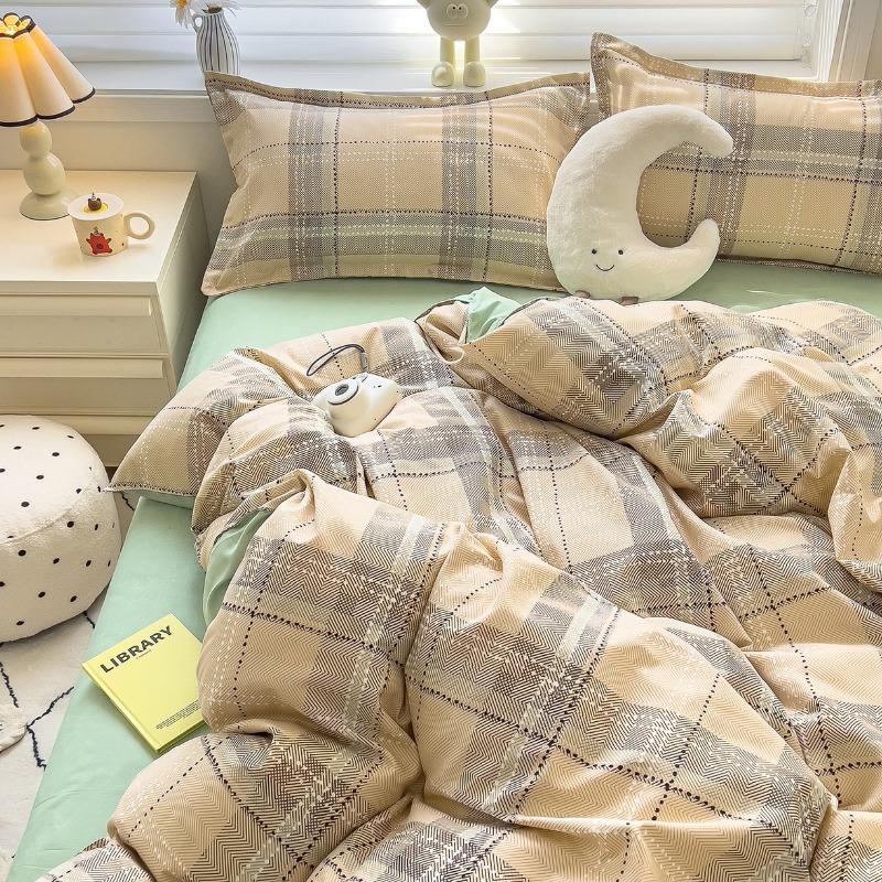 Thickened twill abraded four-piece set cartoon cute printed student dormitory bed sheet quilt set three-piece set