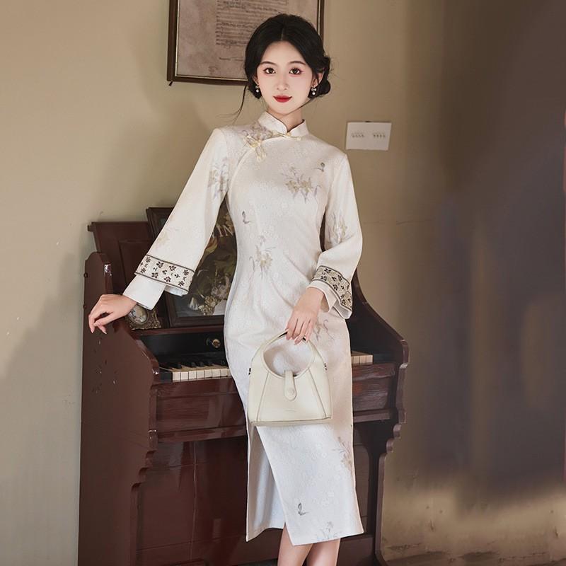 Beige Floral Lace Cheongsam Dress Women Vintage Inspired Long Sleeve Midi With Side Zipper Stand Collar