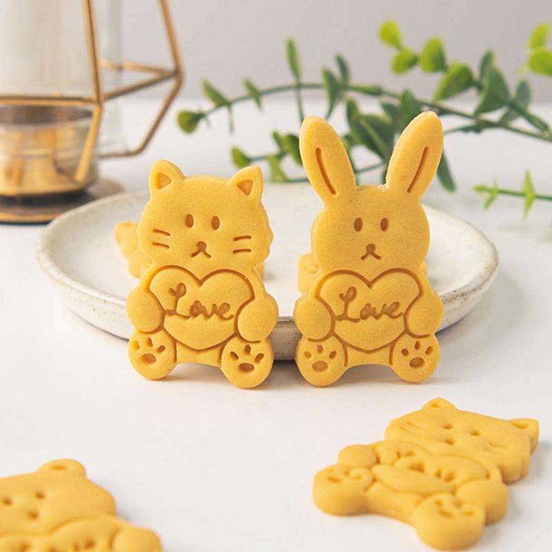 Plastic Cookie Cutters In Cartoon Animal Shape Easy To Clean And Store Perfect For DIY Valentine Treats