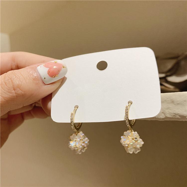 Luxuriöse Zirkonia-Blumen-Hängeohrringe für Damen Böhmische Frische Hängeohrringe mit Silberstift Modeschmuck für Mädchen