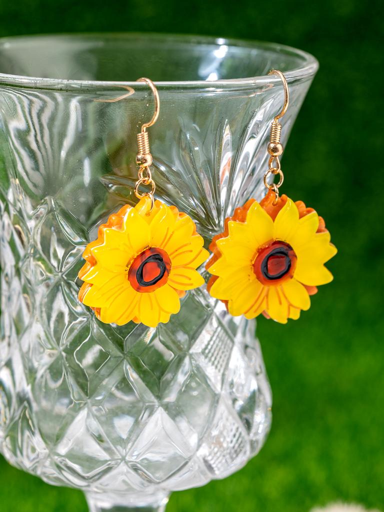 Summer Fresh Pastoral Acrylic Sheet Flower Sunflower Epoxy Girl Versatile Ear Hanging Earrings