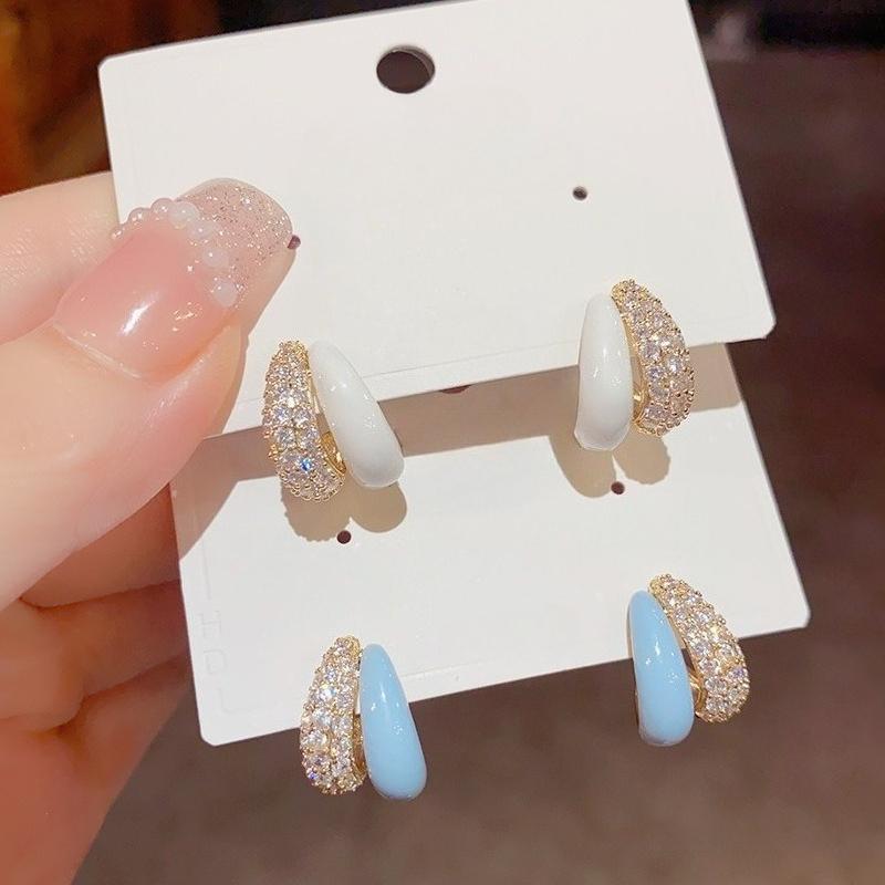 Mikro-eingelegte Öltröpfchen-Ring-Ohrstecker für Damen, schlichtes Temperament, leichter Luxus-Design-Sinn, modische Persönlichkeit, Ohrringe, Accessoires, Geschenke