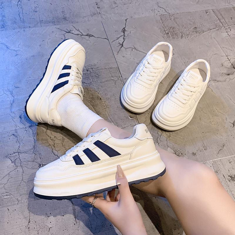Thick-soled little white shoes women's 2025 new popular autumn sports versatile muffin women's shoes student three-bar board shoes