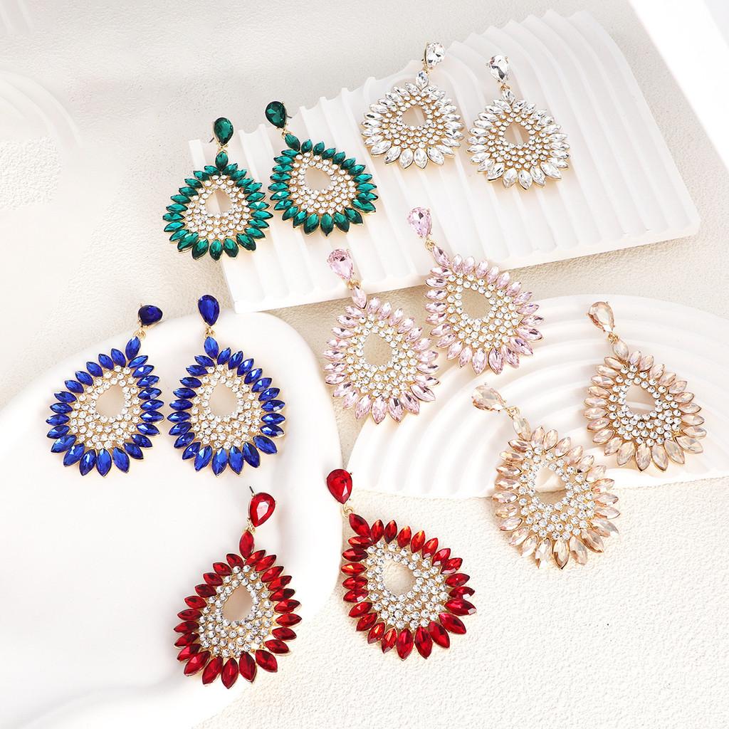 Modern Drop Earrings With Sparkling Rhinestones For Elegant Evening Wear Women