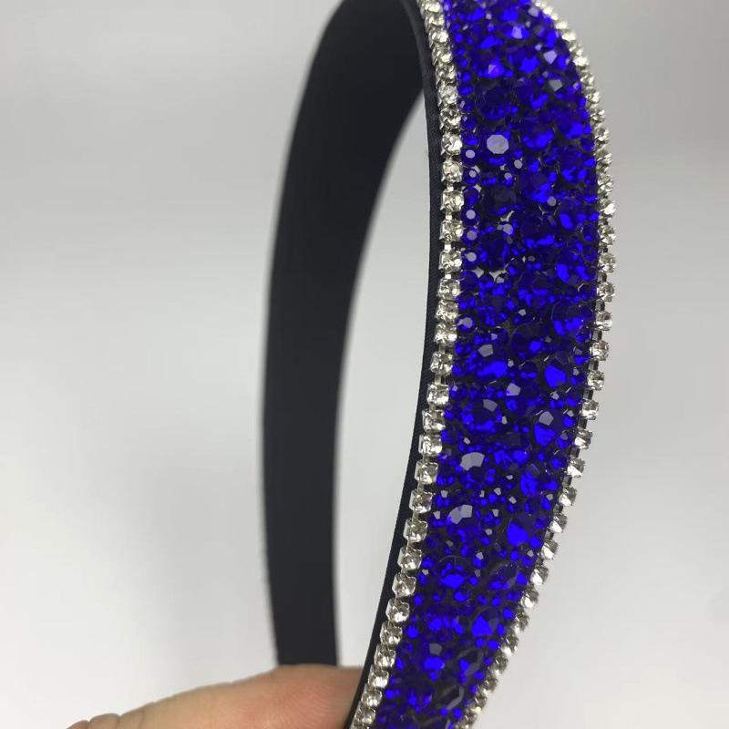 Modisches Strass Anti-Rutsch Stirnband: Retro-Stil, Vollständig mit Diamanten besetzt, Lichtluxus-Haaraccessoire