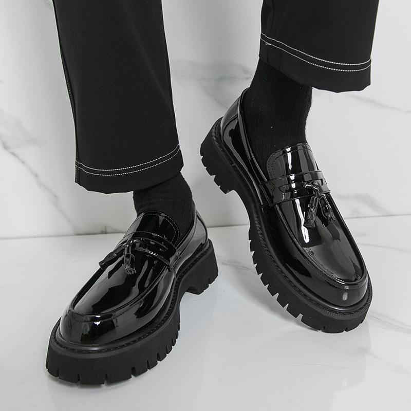 Glossy fashion platform loafers men's Korean version glossy heightening leather shoes British business fringed men's shoes