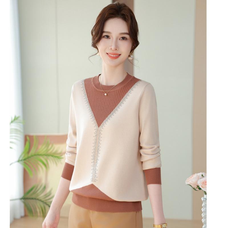 

Весенне-осенняя одежда Женская одежда для уменьшения возраста Модная цветовая гамма Базовая футболка Новая мода Мамин вязаный свитер 4XL кофейный