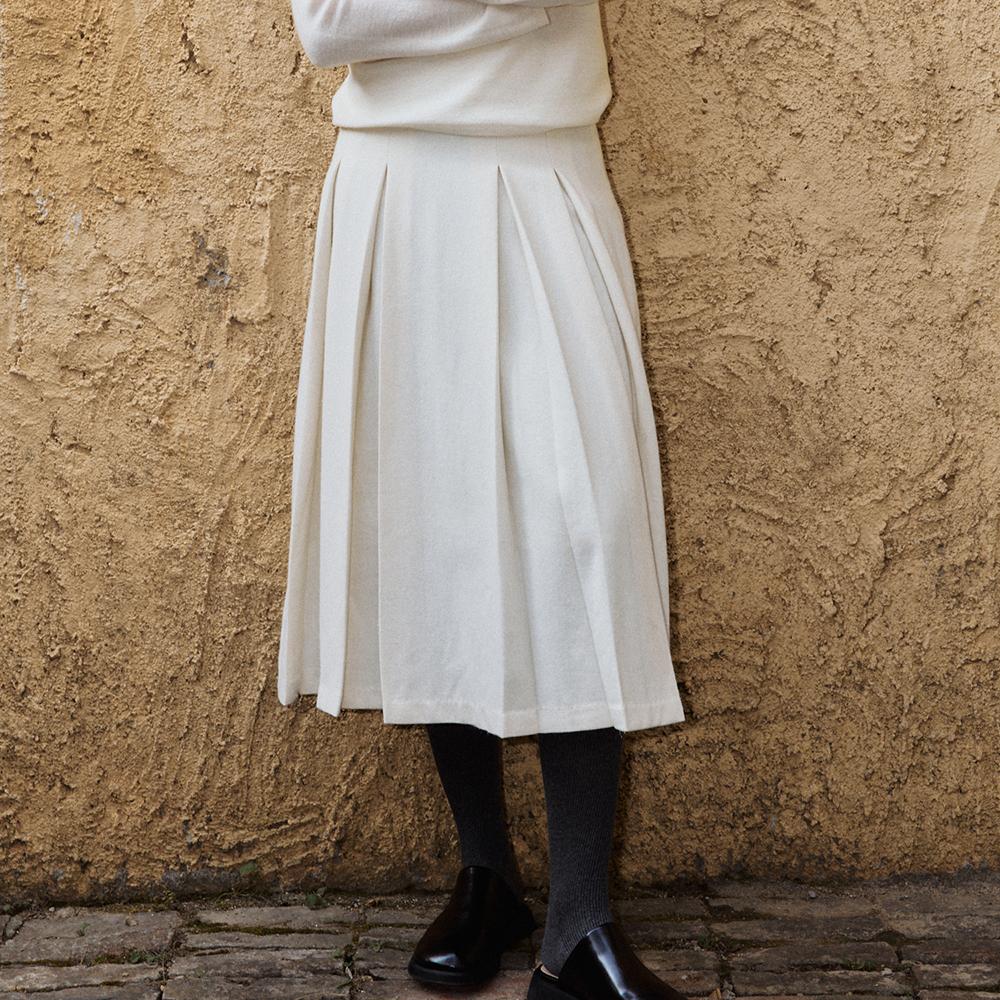 NOEUD Double-Sided Pleats Skirt (Ivory)