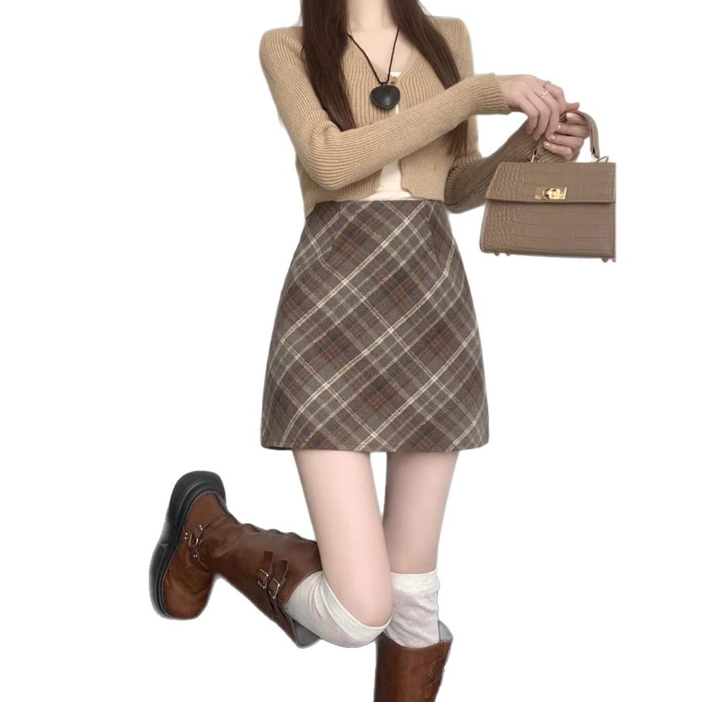 Women's Plus Size Collegiate Style Wool Plaid Mini Skirt In Coffee, Autumn/Winter