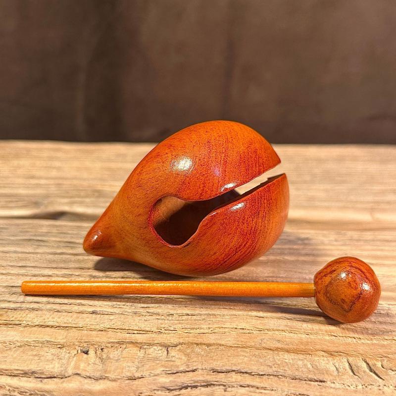 Karin Wood Carved Lucky Orange Fish: Decorative Wishful Ornament for Relaxation and Prosperity
