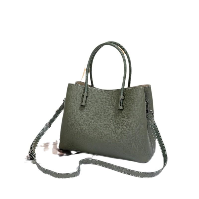 2025 Women's High-End Genuine Leather Shoulder, Handbag, and Crossbody Bag - Large Capacity, Luxurious Cowhide Commuter Design.