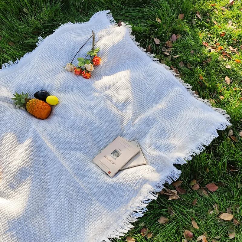 1Pcs Portable Cotton Blend Picnic Mat with Tassel for Outdoor Camping Dustproof Tablecloth Mat Soft Sofa Blankets Camping Parts