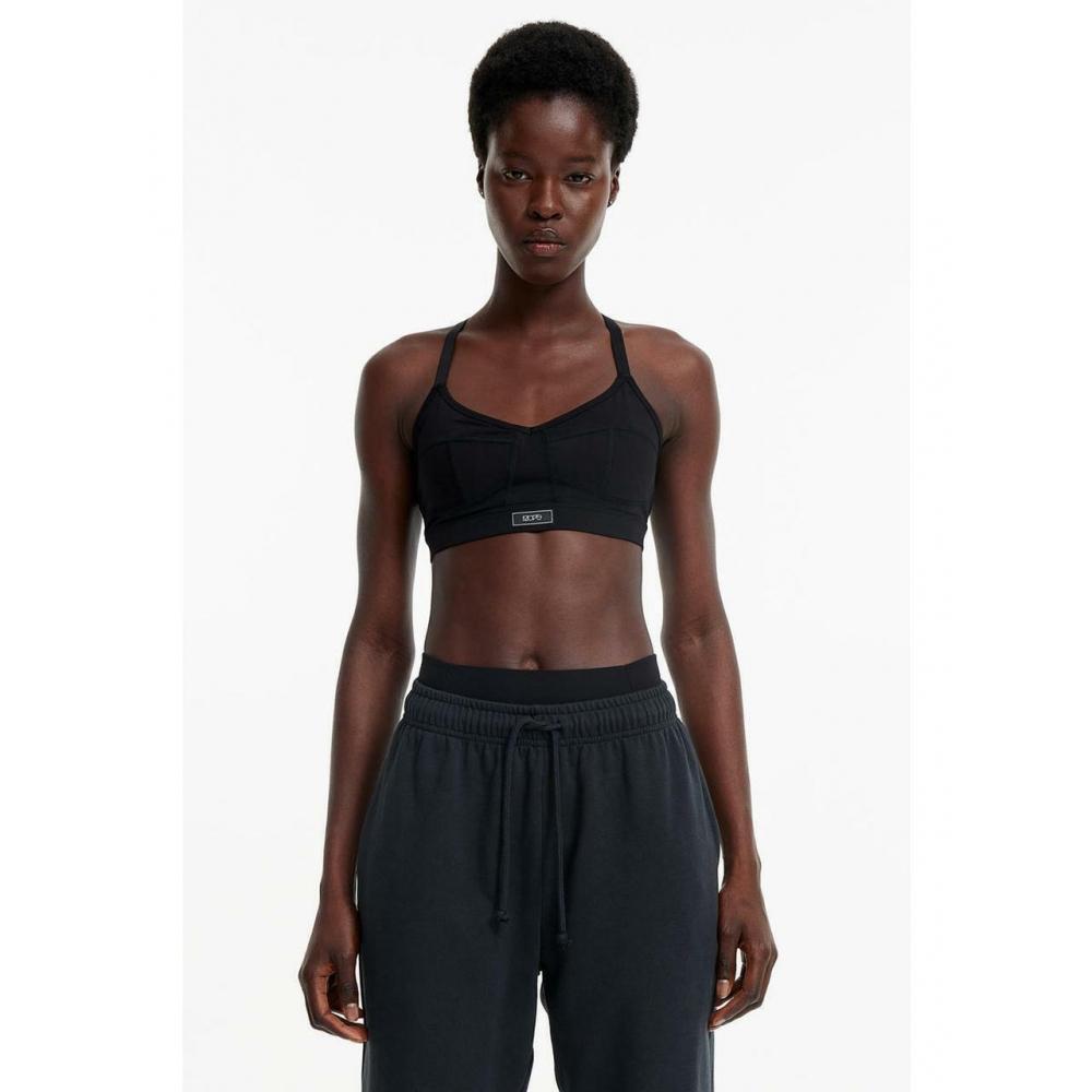 

Спортивный бюстгальтер HM DryMove Light Support, черный 1184209001