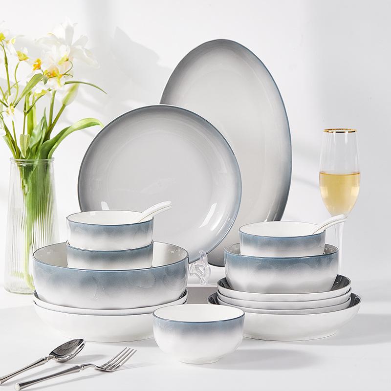 Verdicktes Anti-Verbrühungs-Keramik-Geschirrset mit Schüsseln und Tellern