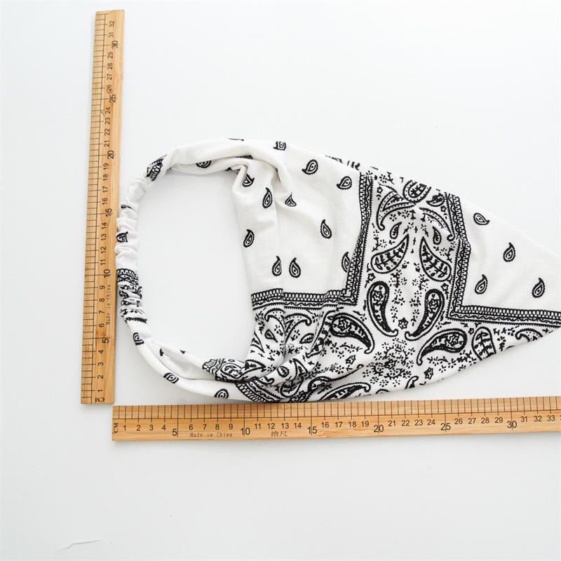 European & American Retro Triangle Headscarf: Stylish, Versatile, Durable & High-Elastic Women's Hair Band