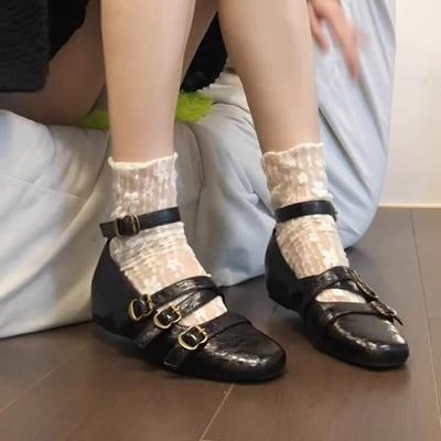 Neue Retro-Damen-Einzelschuhe mit flachem Mund und innerer Erhöhung, Kreuzschnalle, eckige Spitze, vielseitige Mary Jane-Schuhe, Einzelschuhe