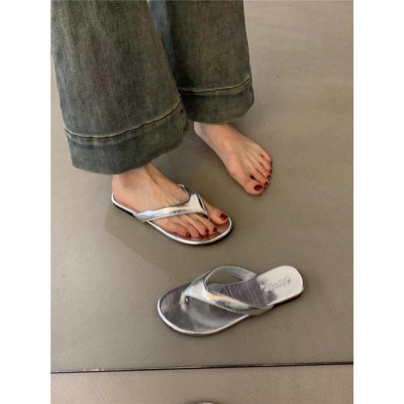 Flache Sohle sanfte Abendbrise Hausschuhe Damenschuhe 2024 Sommer neu Französisches Temperament elegant Leopardenmuster mit Rock Sandalen