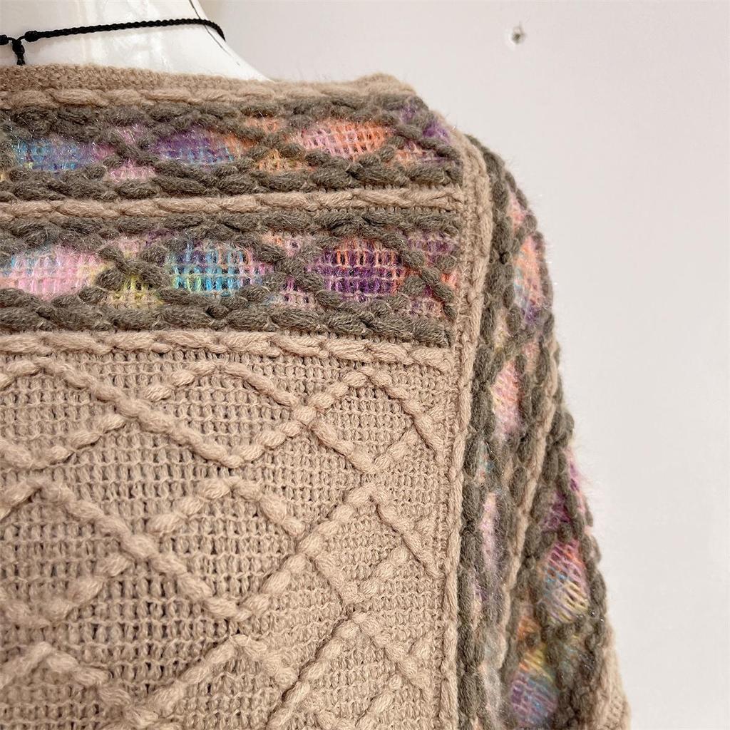 2022 Autumn/Winter Women's V-Neck Rainbow Tassel Cape Sweater