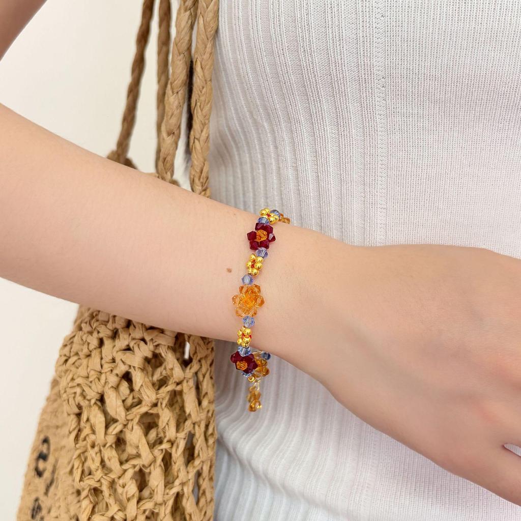 Pastoral Retro Colorful Flower Clavicle Necklace - 2026 Light Luxury Women's High-End Bracelet Necklace