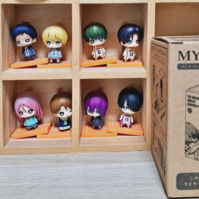 

Kuroko s Basketball Kurobus One Coin 12 Types+case Sell