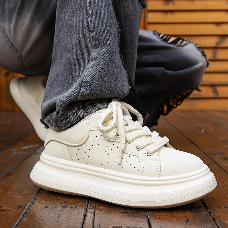 Men's Thick Soled Fashionable Versatile White Shoes Trendy and Comfortable Men's Outdoor Travel Shoes