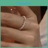 Elegante Anello da Donna con Delicati Mini Perle e Catena Raffinata Perfetto per l'Uso Quotidiano nell'Estate 2024