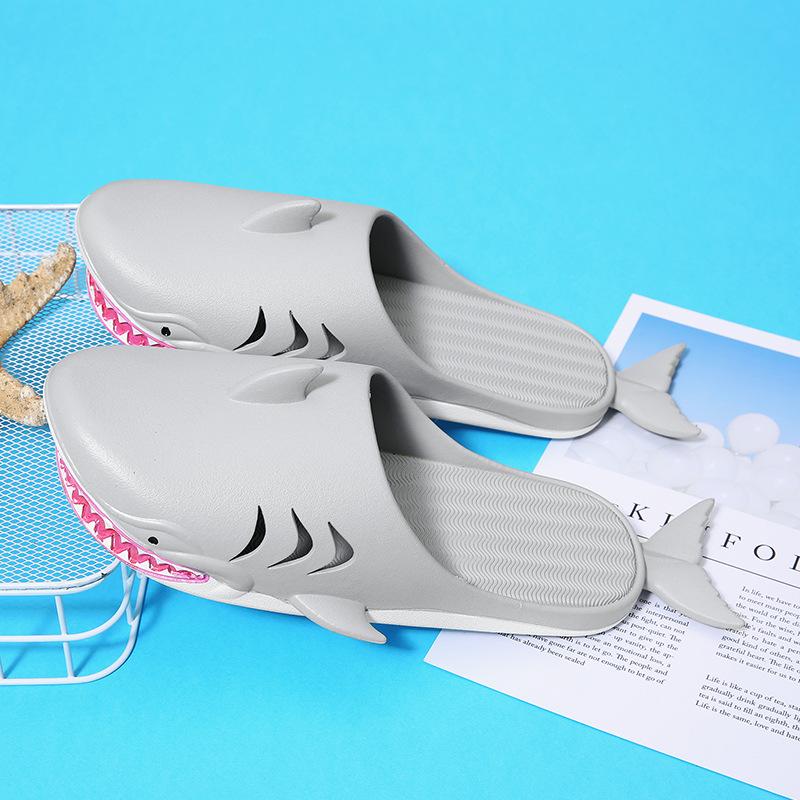 Fashion Men Slippers Cute Shark Slides 2024 Summer Home Non-slip Couples Outdoor Beach Slippers Indoor Flip Flops Women PVC Funny Shoes