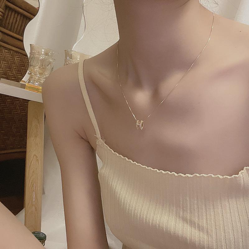 New trendy personalized letter pendant necklace, simple and cold style fashionable geometric collarbone chain