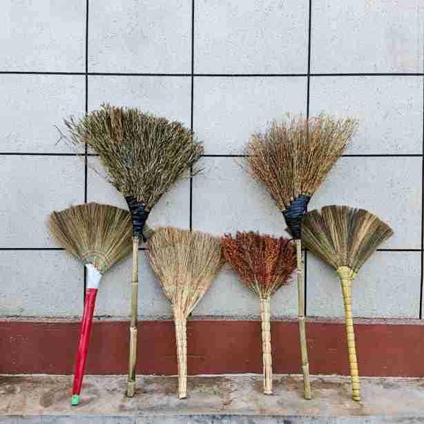 Handmade Red Pith Grass Broom for Indoor Cleaning
