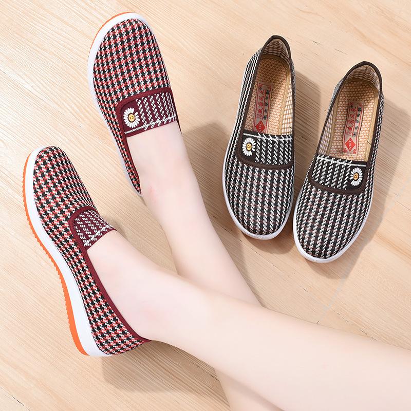 Cloth shoes women's new autumn soft-soled breathable one-pedal single shoe stall