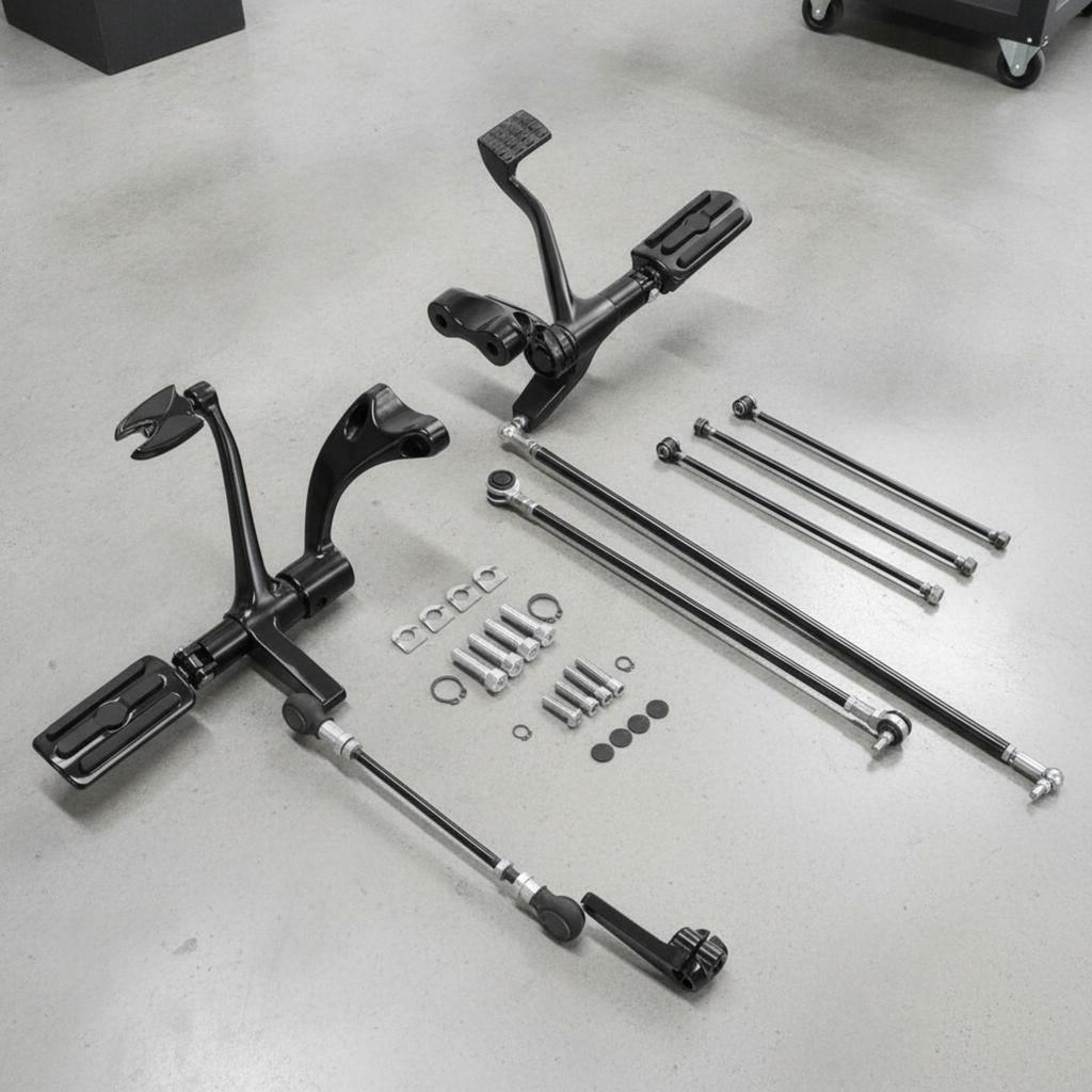 Forward Foot Controls with Floorboards | Cruiser, Black, Front