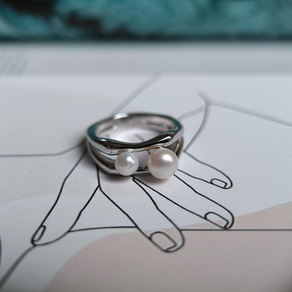 Silver Ring with Natural Pearl 2.5ct, Item Weight 4.99 G (2184362)