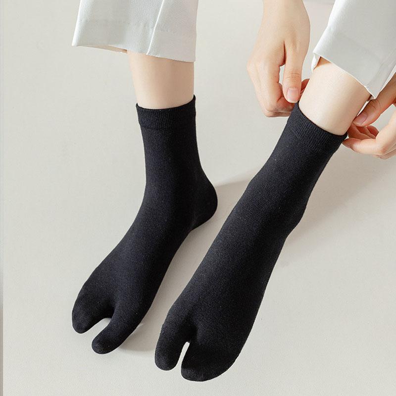 Chaussettes d'orteils en coton de couleur unie gris noir mi-mollet chaussettes pour femmes automne hiver chaud respirant chaussettes à cinq doigts