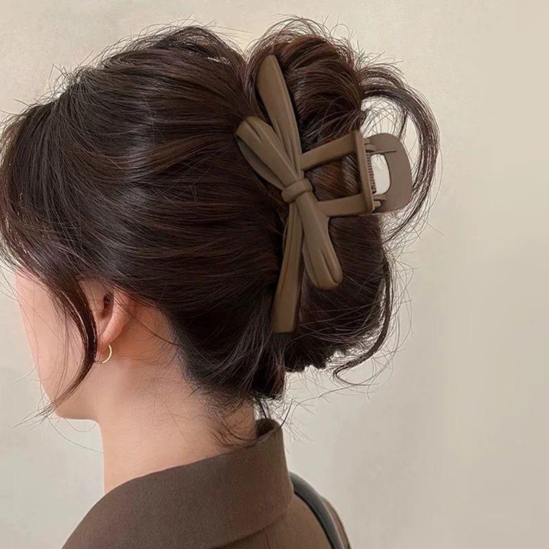 Korean Style Internet Famous Women's Shark Hair Clips – New Collection