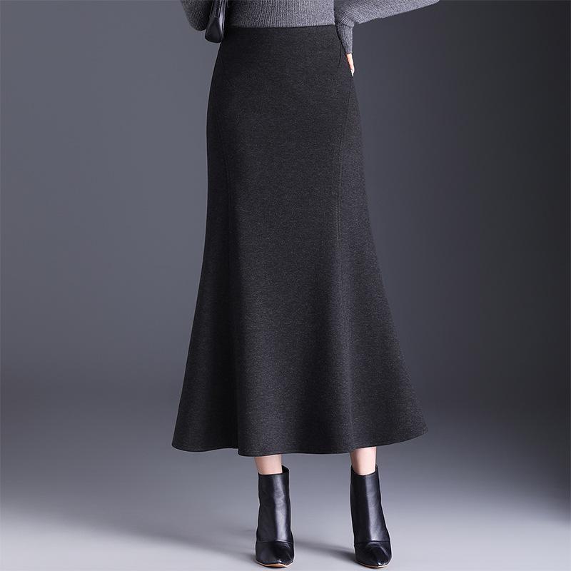 Collection Hiver 2025: Jupe Midi Moulante Queue de Poisson Taille Haute