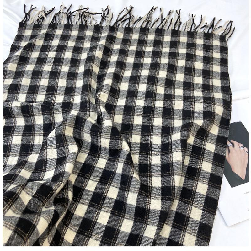 Plaid Scarf Women's Autumn and Winter New Warm Fringed Shawl Scarf Warm Windproof Neck Scarf Casual Outdoor