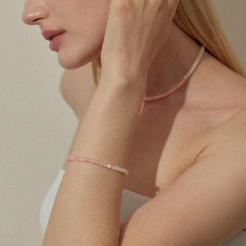 

Favorite Noun Cocktail Bracelet_Pink&White Pink&White