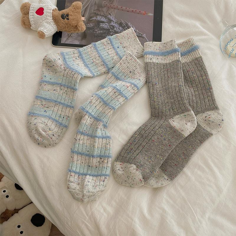 Socks Women'S Thickened Warm Korean Contrasting Color Water Hair Hair Point Yarn Thick Thread Women'S Socks Medium Tube Socks Stacking Socks