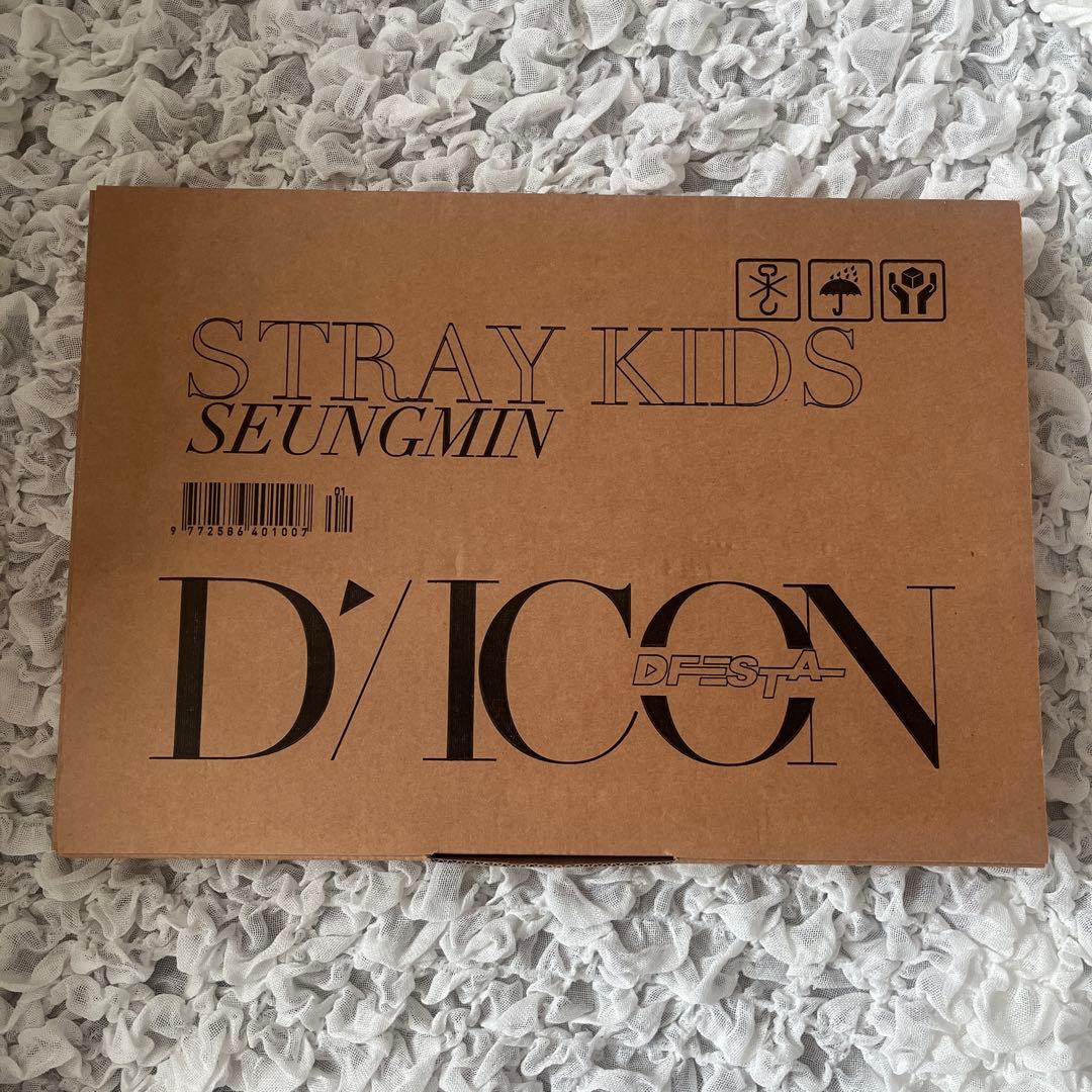

[ВЖИВАНИЙ] straykids Синмін DICON D FESTA Фотобук