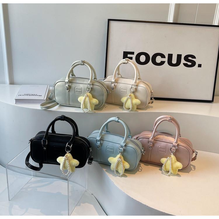 Trendy Korean Style Beaded Pillow Shoulder Bag For Women 2024 Spring Collection