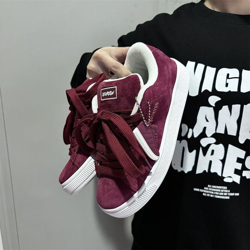 

Korean version of trend fashion casual bread shoes women ins street photography retro niche design sense retro classic skateboard shoes 40