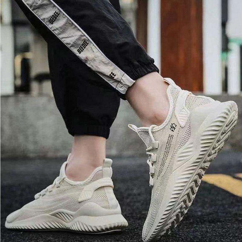 New Men's Shoes Spring and Autumn Breathable Casual Shoes Low-top Korean Version Trendy Versatile Sports Shoes Fashionable Flying Woven Running Shoes