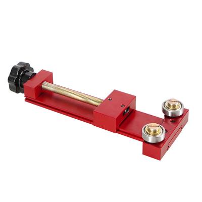 66490 Obcinak do filtrów oleju Narzędzie tnące Pasuje do filtrów o średnicy do 5 1/2 cala czerwony