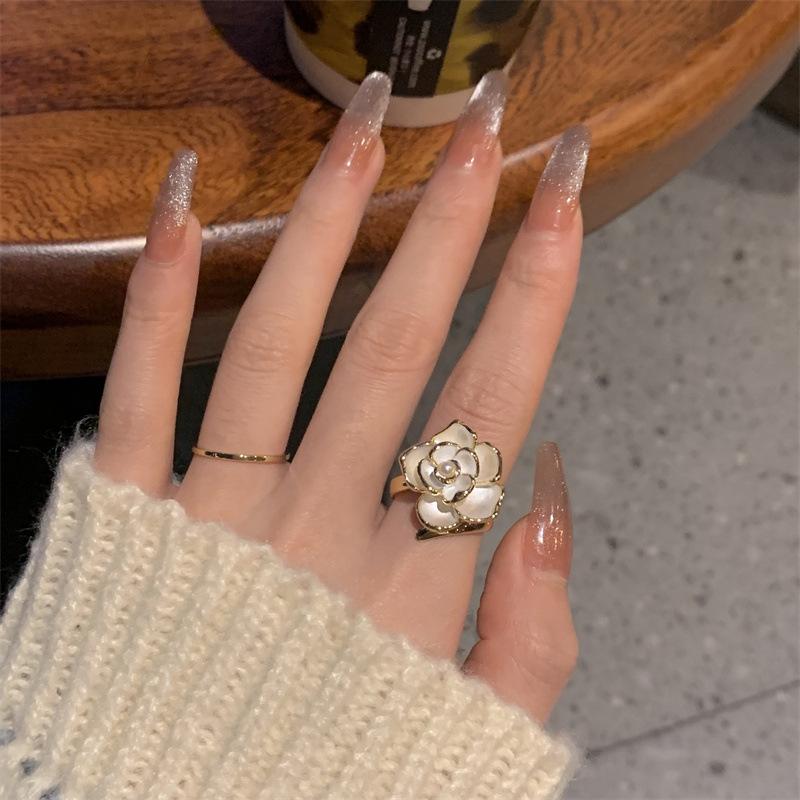 New Pearl White Rose Flower Open Ring Women Personality Fashion Exquisite Simple Ring Wedding Jewelry Birthday Gift